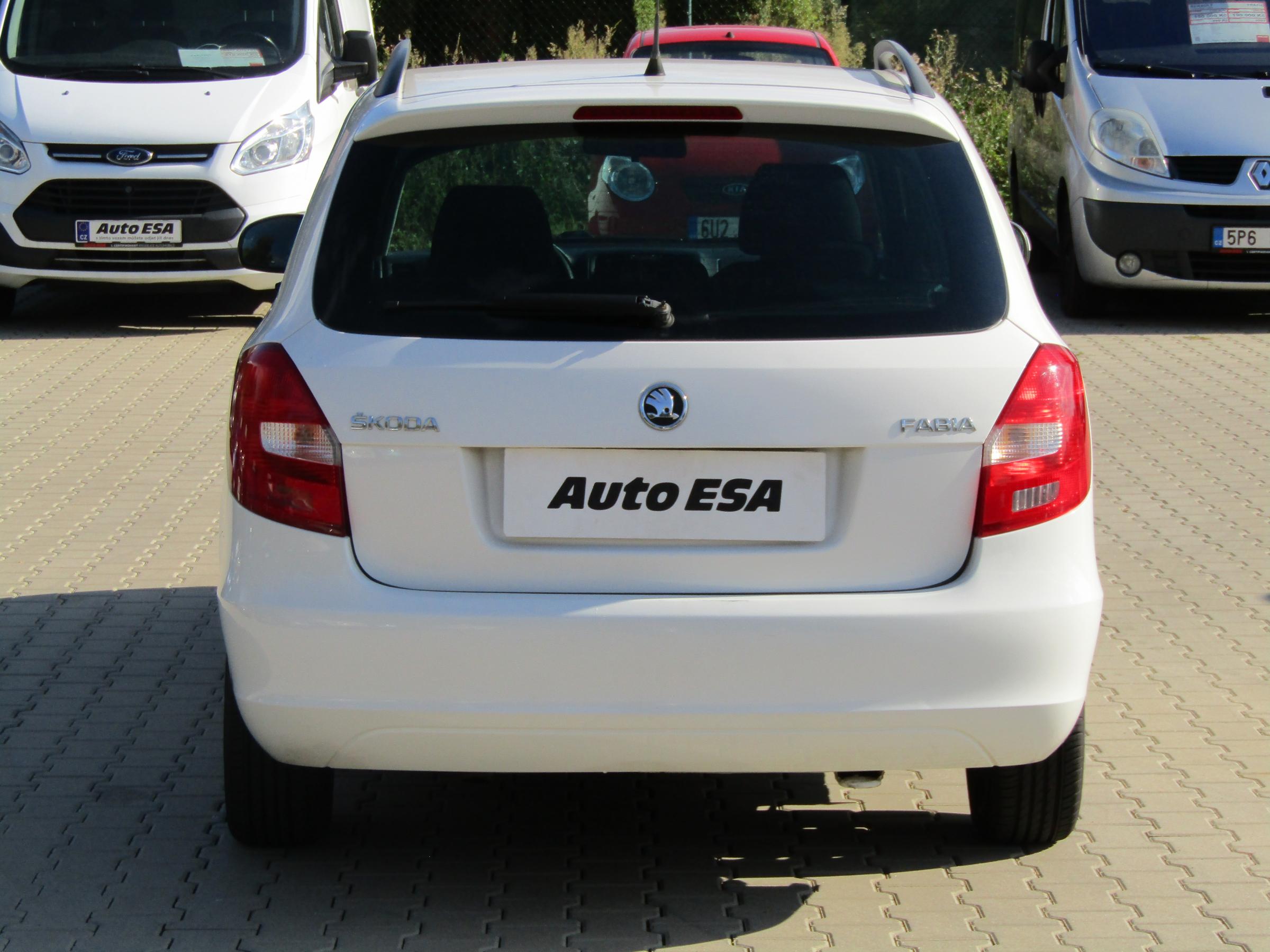 Škoda Fabia II, 2014 - pohled č. 5