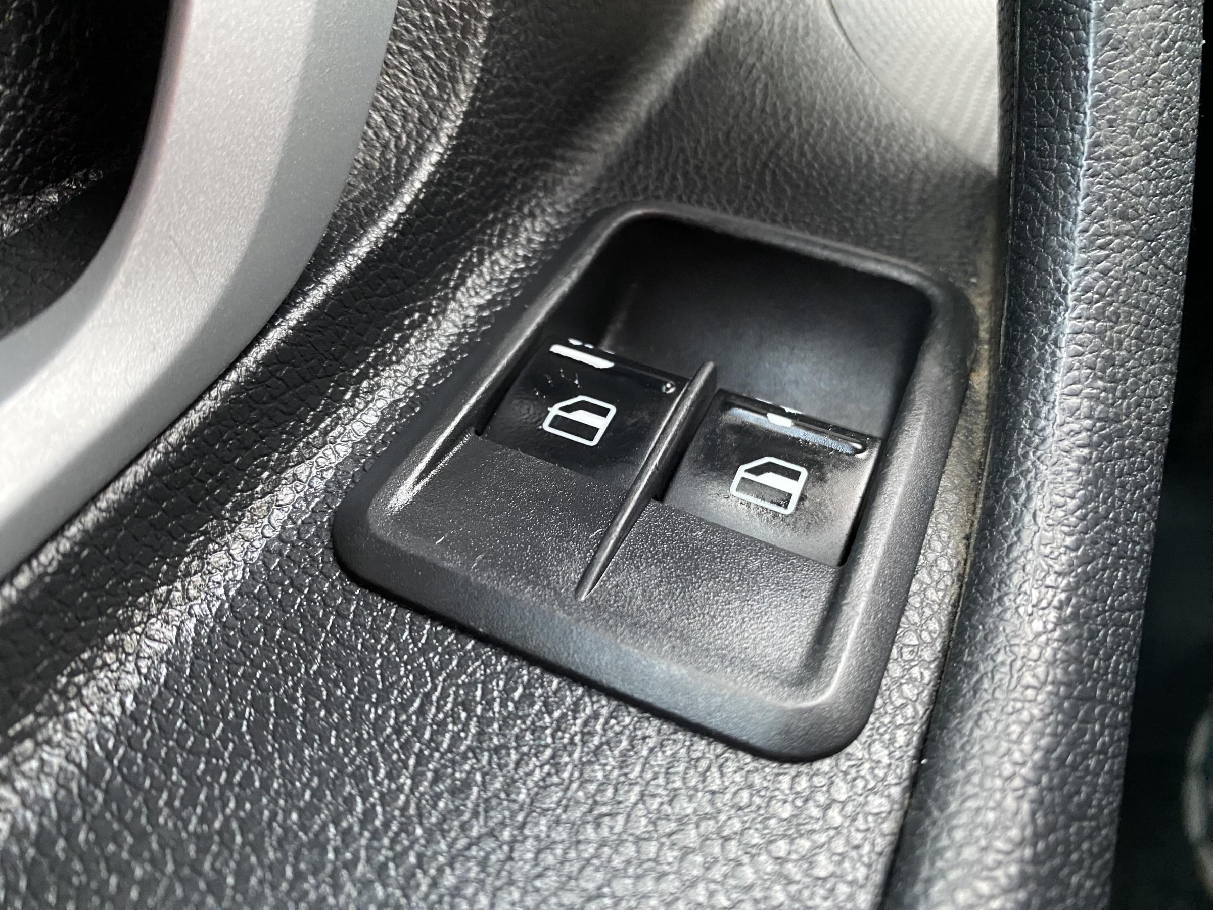 Škoda Roomster, 2008 - pohled č. 12