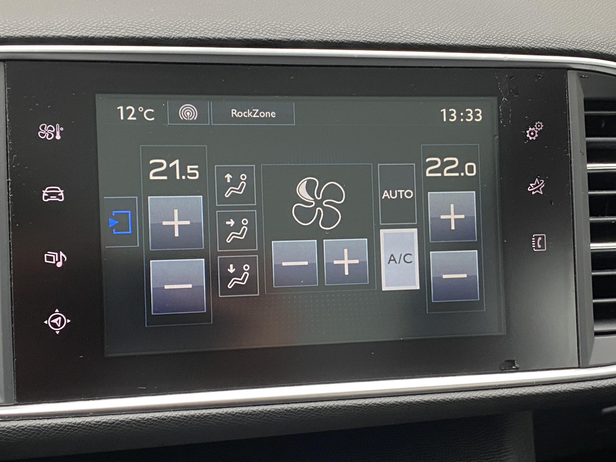 Peugeot 308, 2015 - pohled č. 16