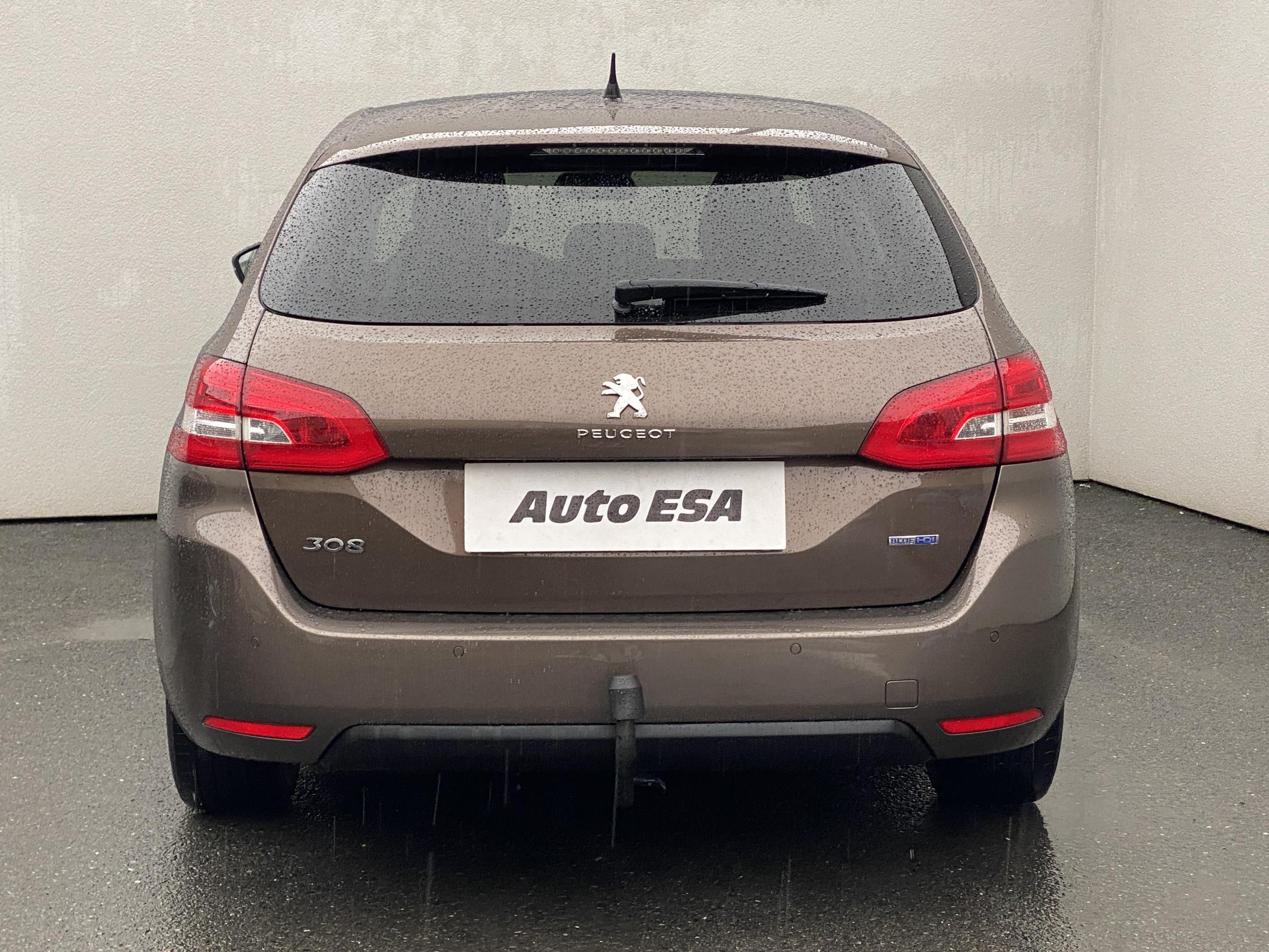 Peugeot 308, 2015 - pohled č. 5