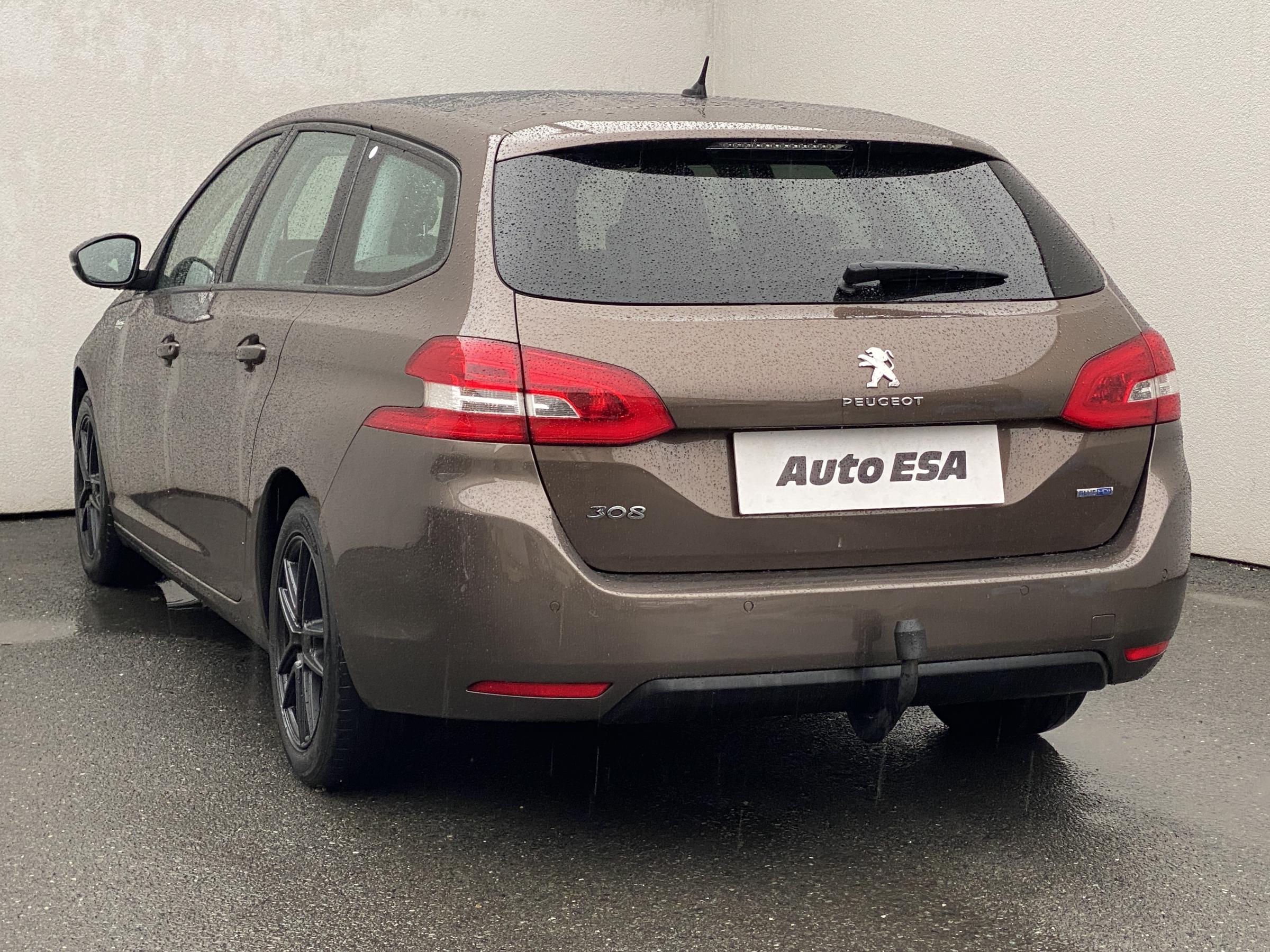Peugeot 308, 2015 - pohled č. 6
