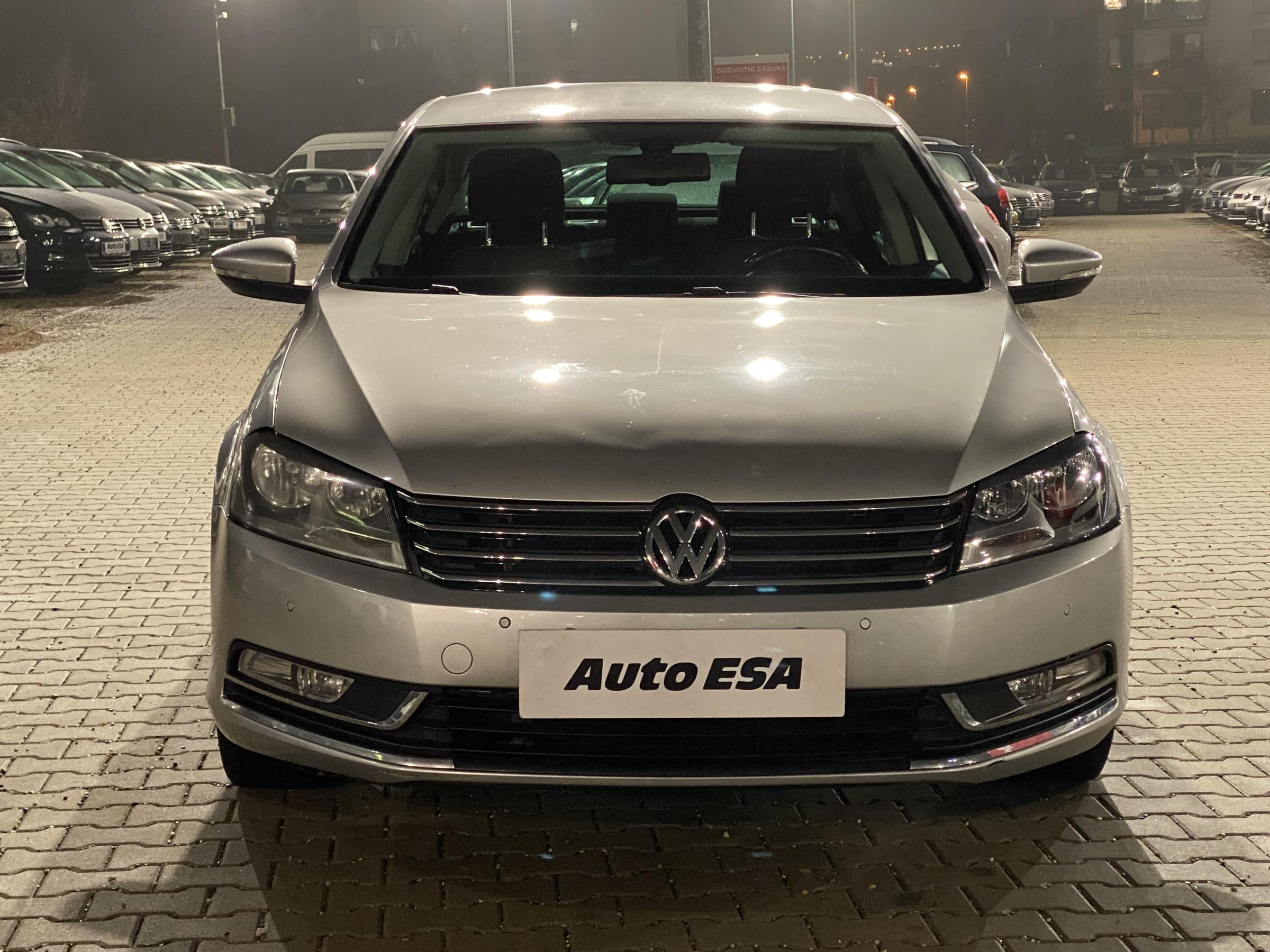 Volkswagen Passat, 2014 - pohled č. 2