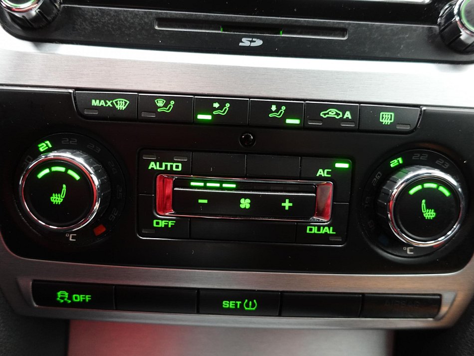 Škoda Octavia II 2.0 TDi  RS