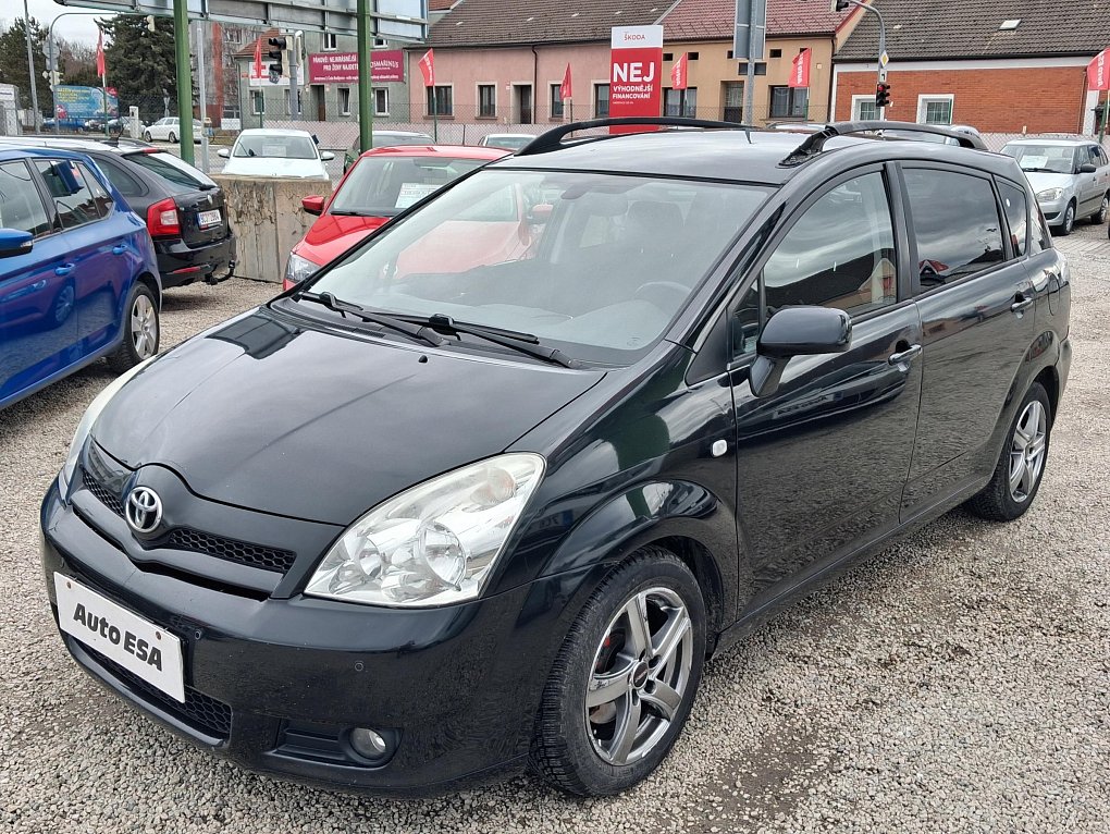 Toyota Corolla Verso 2.2D 