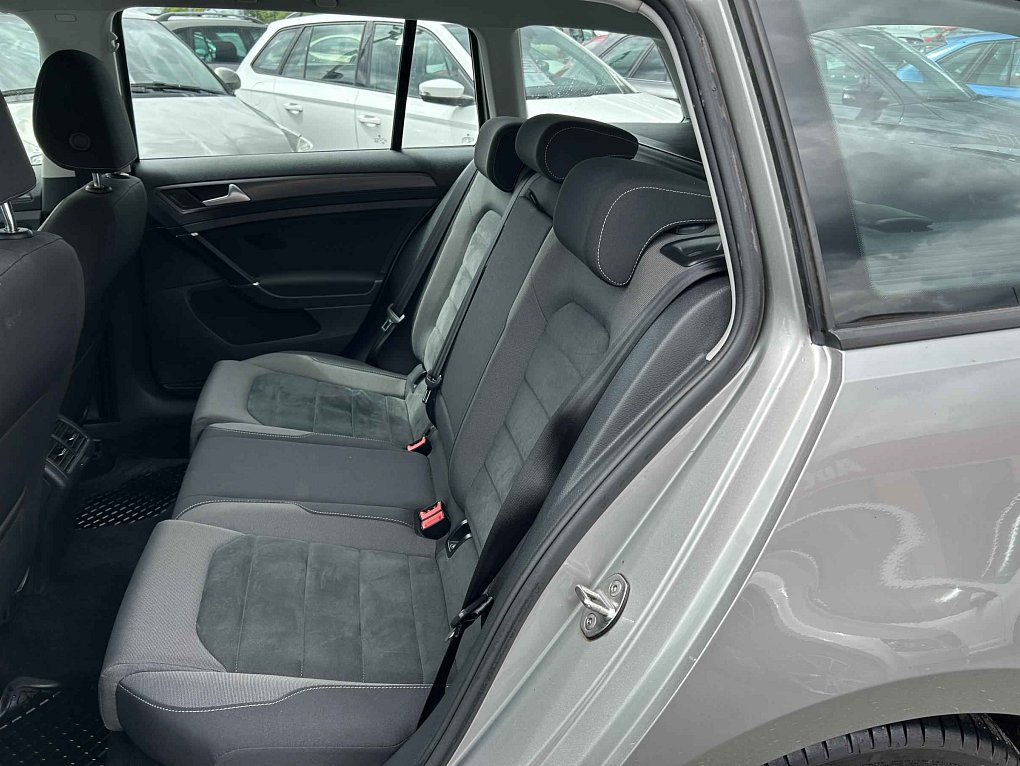 Volkswagen Golf 1.5TSI Comfortline