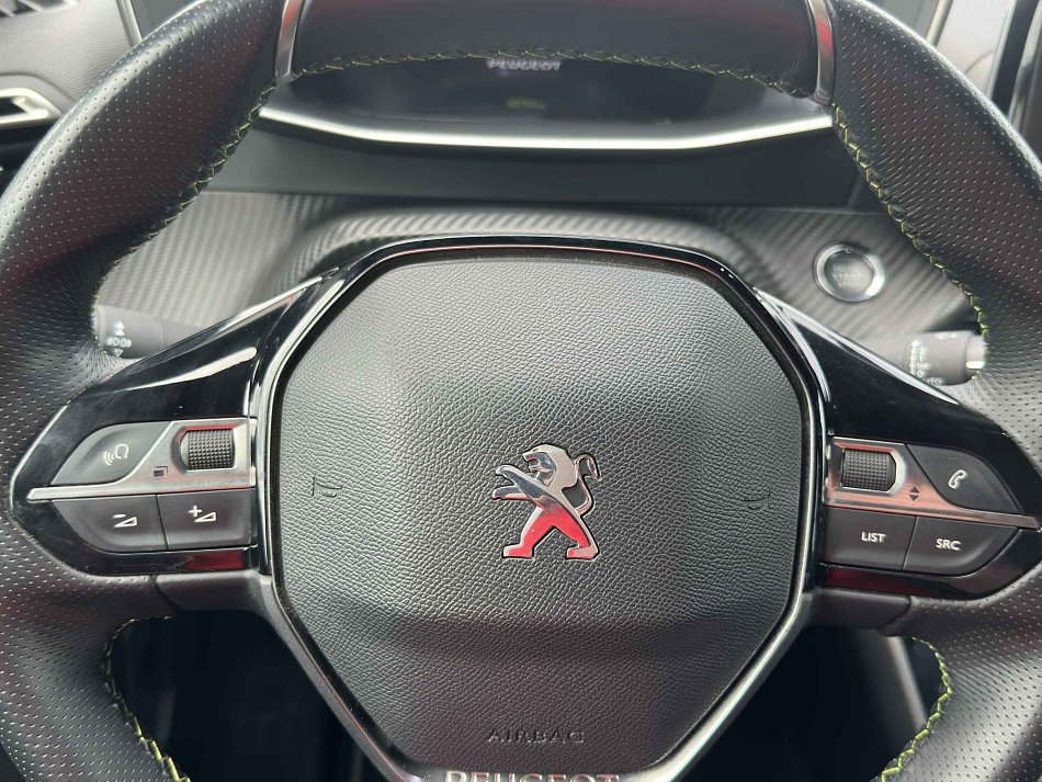 Peugeot 2008 1.2PT GT Line