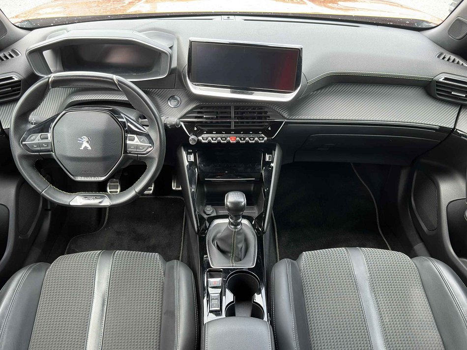 Peugeot 2008 1.2PT GT Line