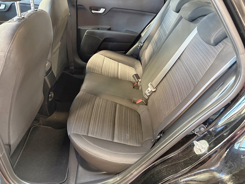 Kia Stonic 1.2i 