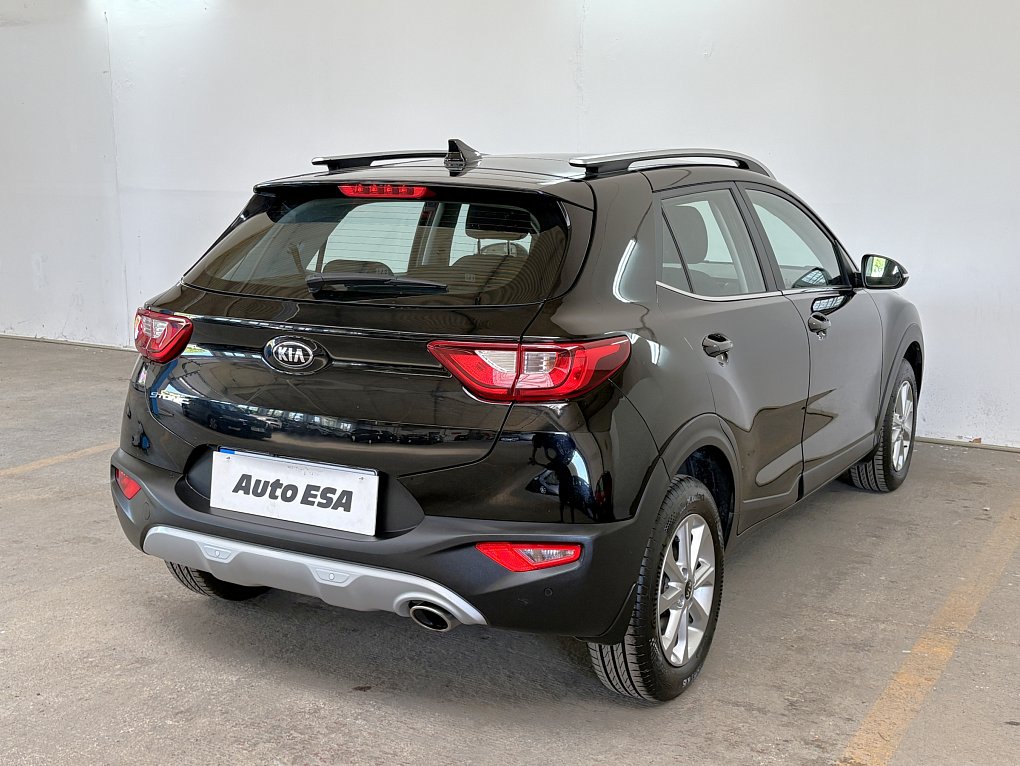 Kia Stonic 1.2i 
