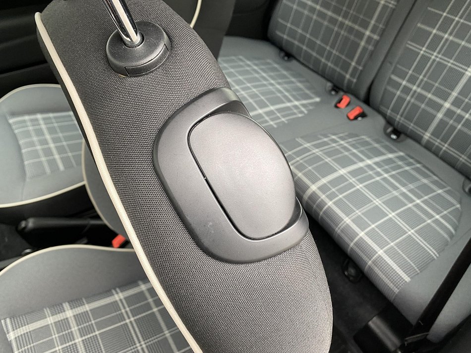 Fiat 500 1.2 i Lounge