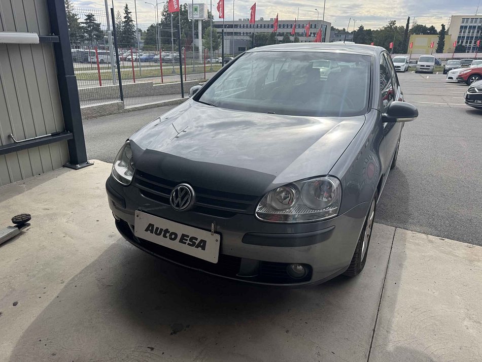 Volkswagen Golf 1.9 TDi 