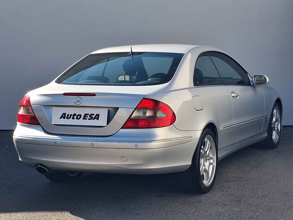 Mercedes-Benz CLK 3.5 V6 