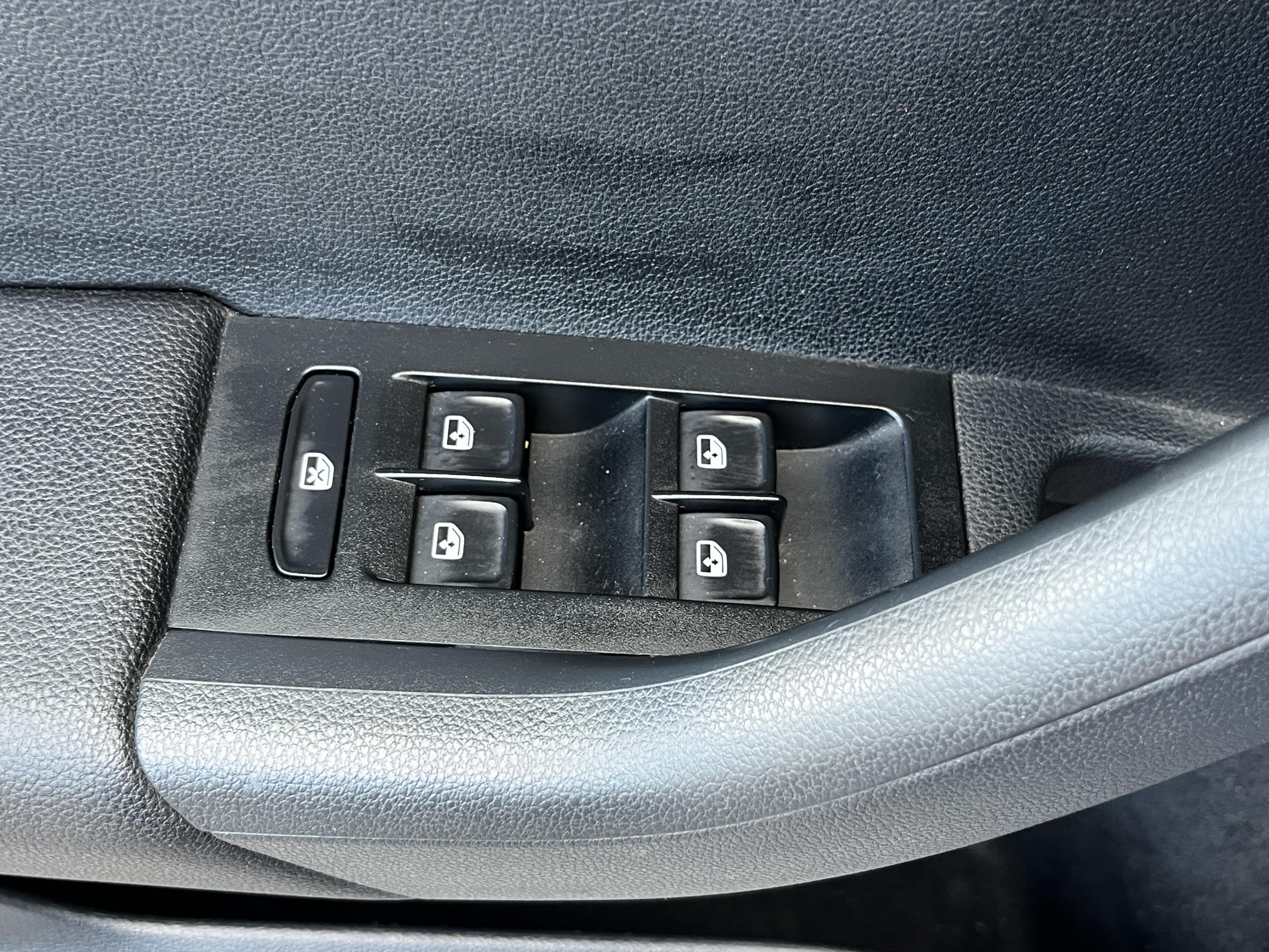 Škoda Octavia III, 2017 - pohled č. 20