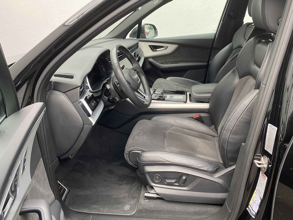 Audi Q7 3.0 TDi S-line