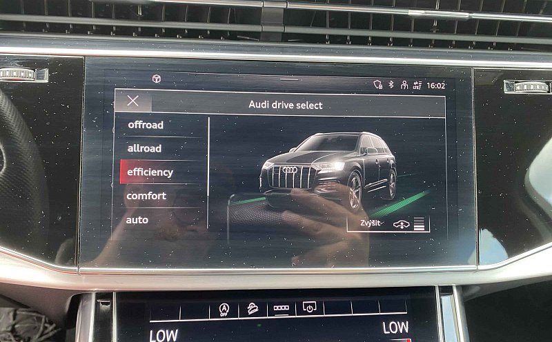 Audi Q7 3.0 TDi S-line