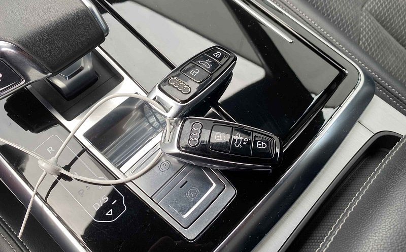 Audi Q7 3.0 TDi S-line