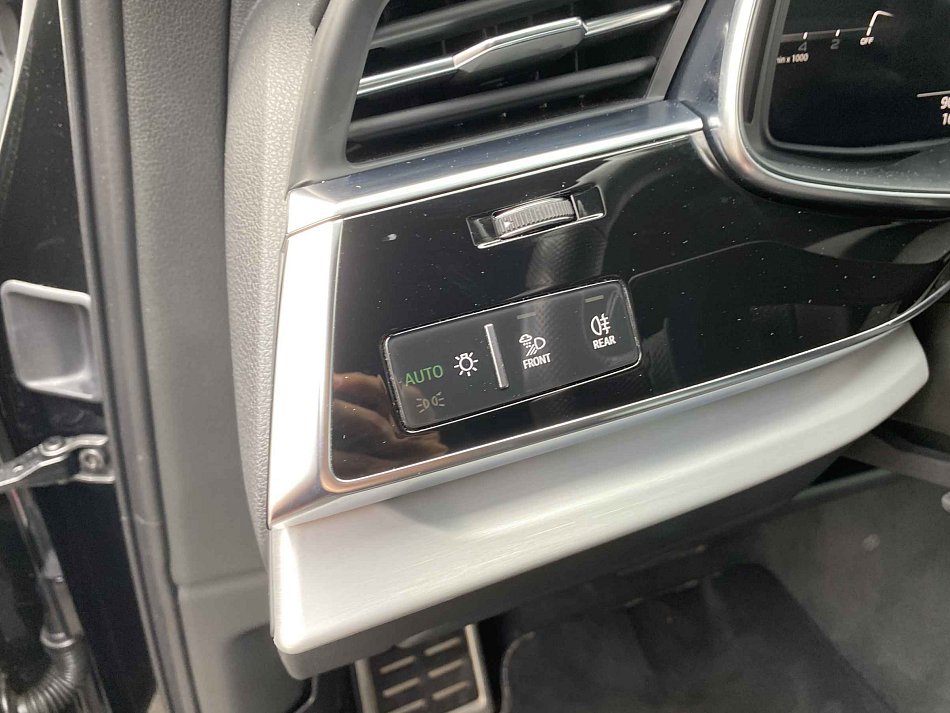 Audi Q7 3.0 TDi S-line