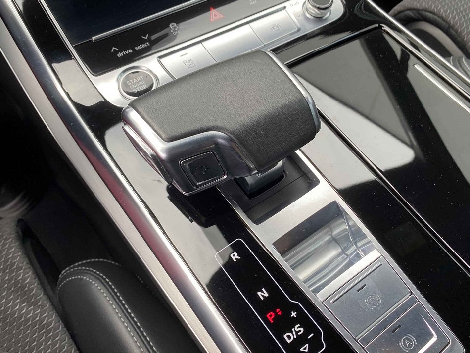Audi Q7 3.0 TDi S-line