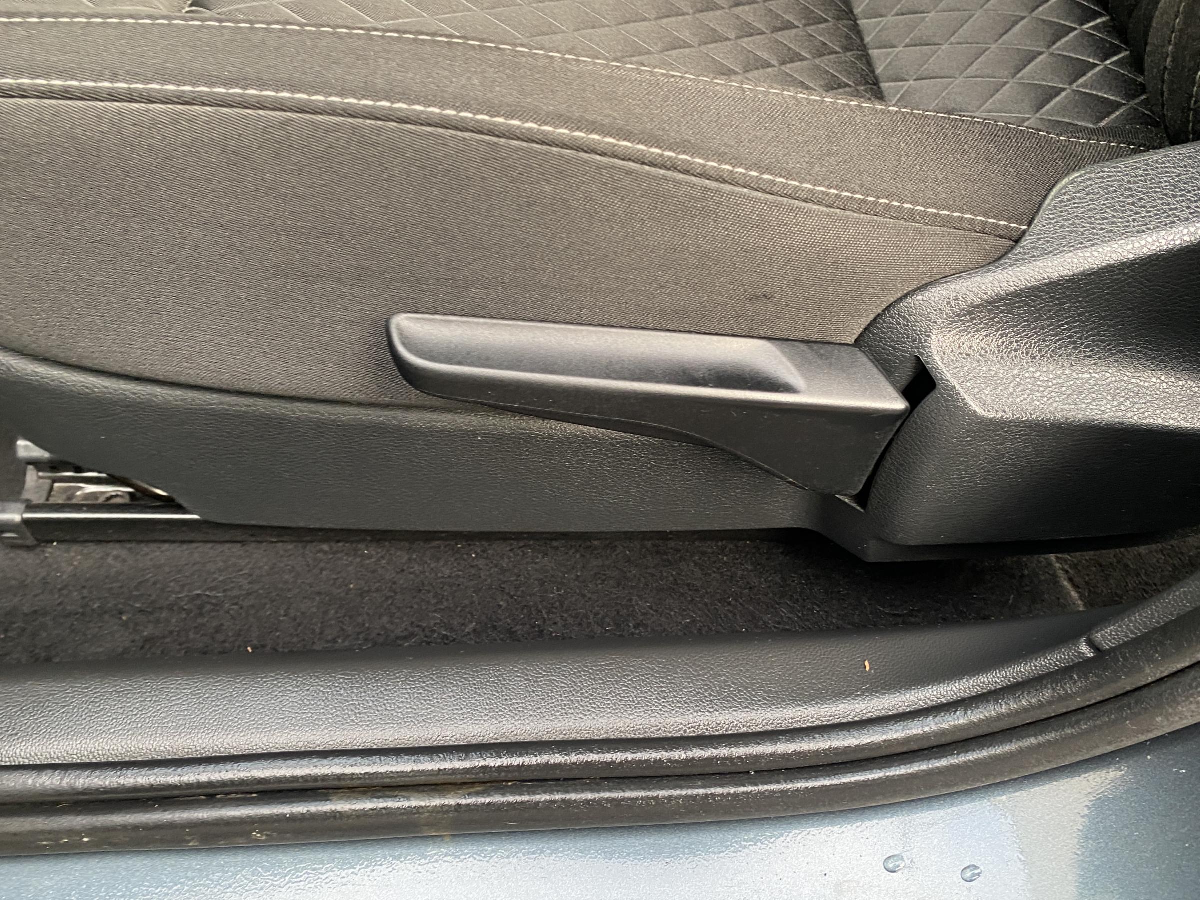 Škoda Rapid, 2017 - pohled č. 14