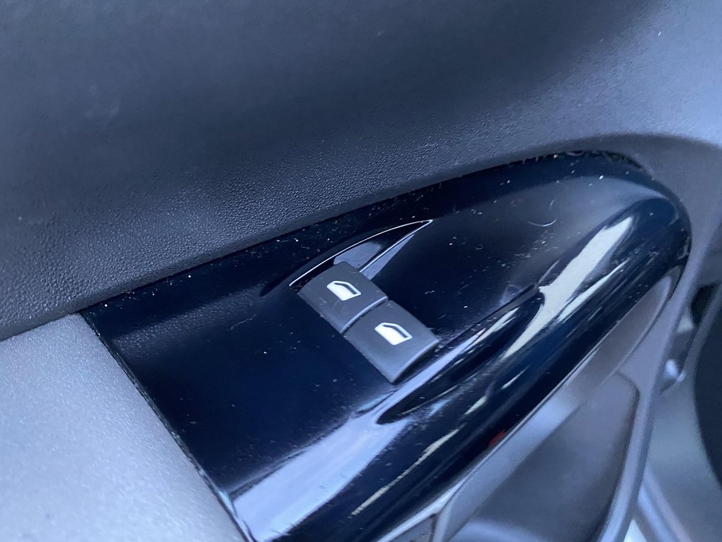 Citroën C4 Cactus 1.2PT Shine