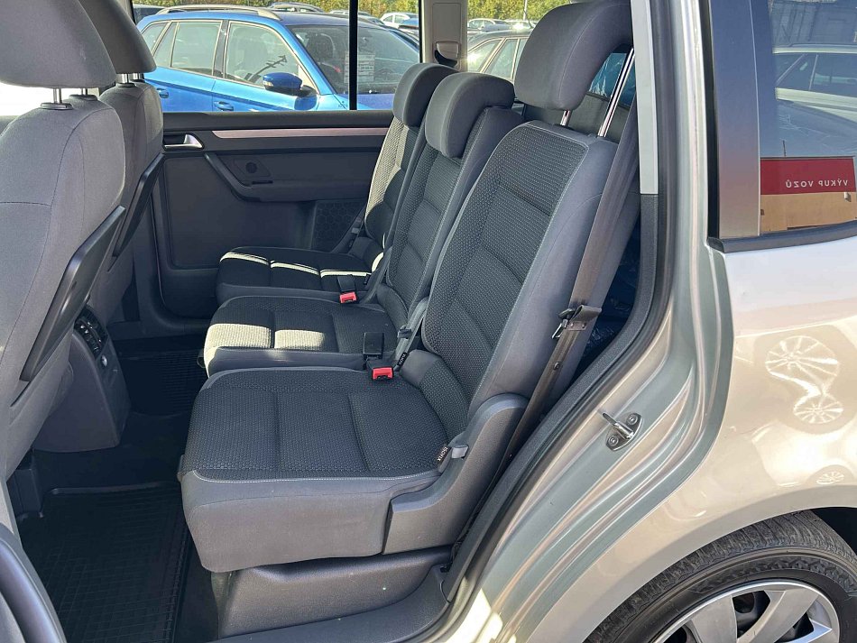 Volkswagen Touran 1.6TDi 