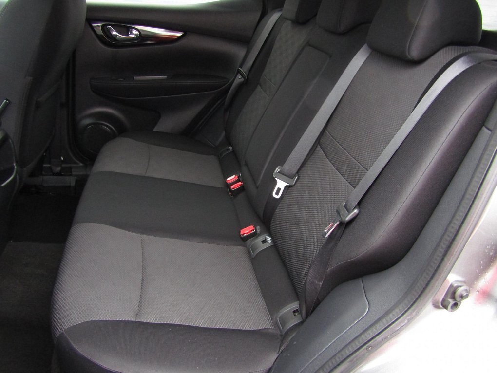 Nissan Qashqai 1.2 DiG-T N-Connecta 4X2