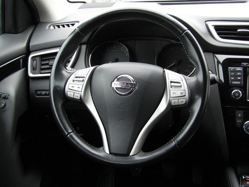 Nissan Qashqai 1.2 DiG-T N-Connecta 4X2