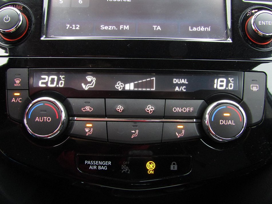 Nissan Qashqai 1.2 DiG-T N-Connecta 4X2