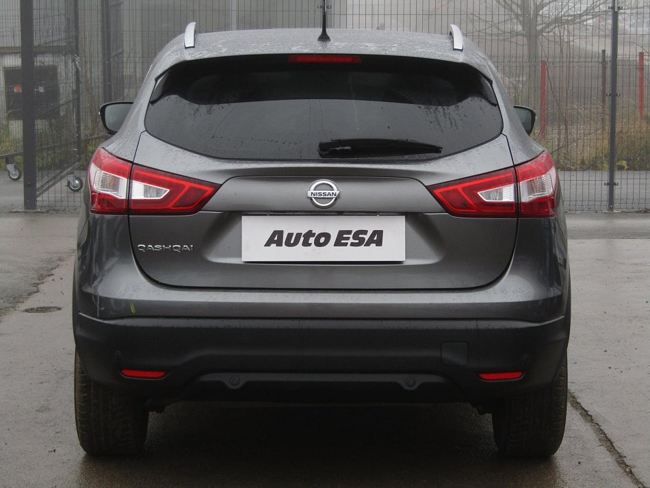 Nissan Qashqai 1.2 DiG-T N-Connecta 4X2