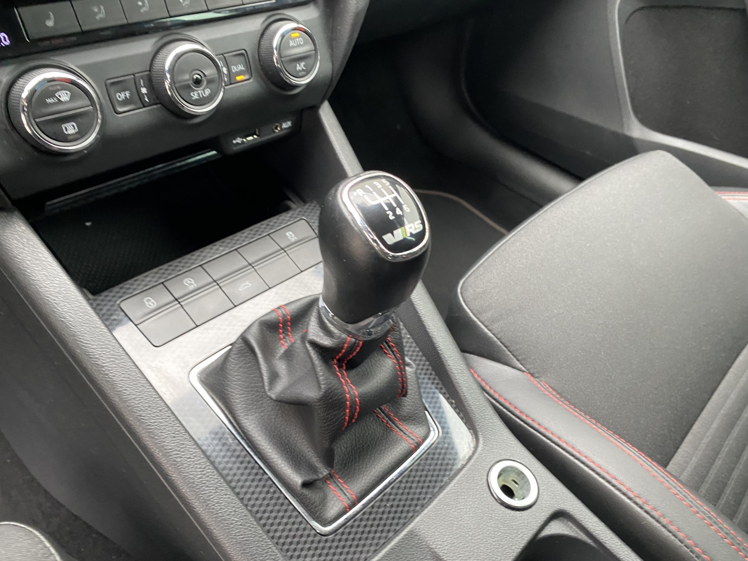 Škoda Octavia III, 2014 - pohled č. 17