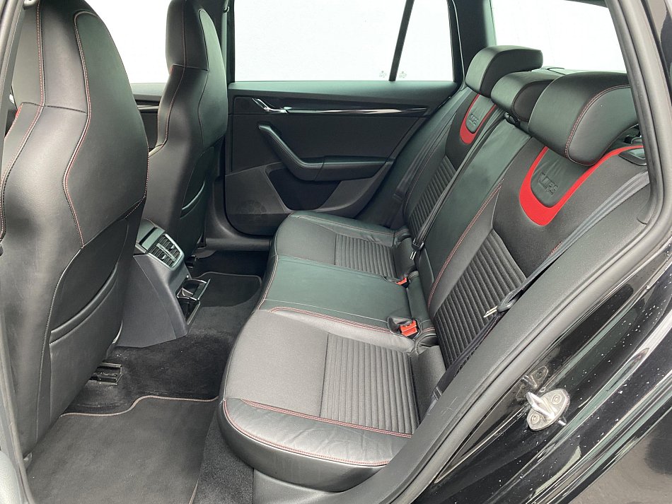 Škoda Octavia III 2.0 TDi RS