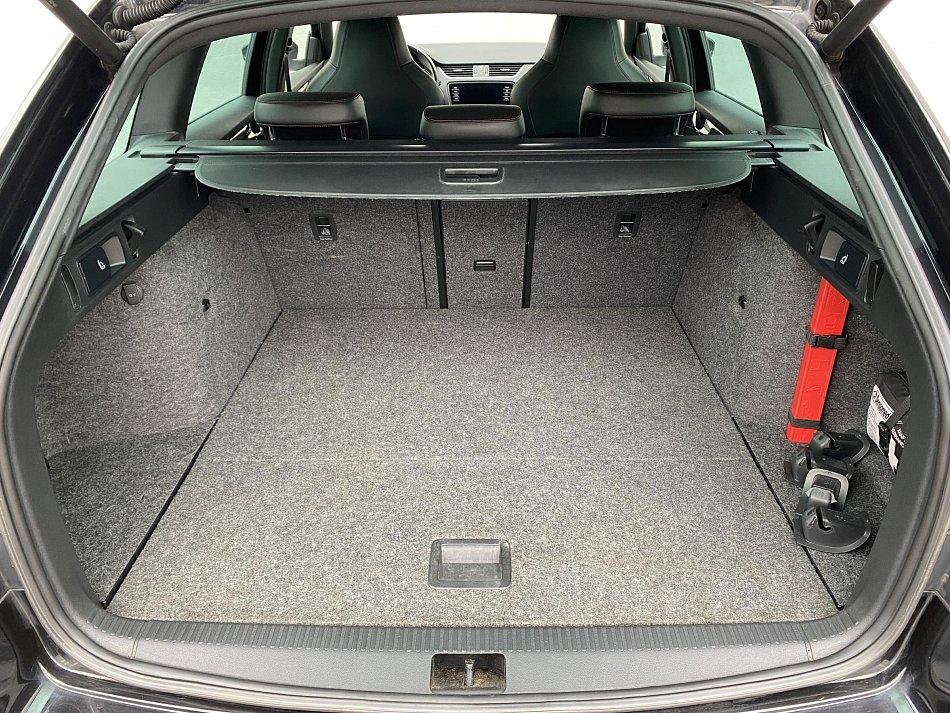 Škoda Octavia III 2.0 TDi RS