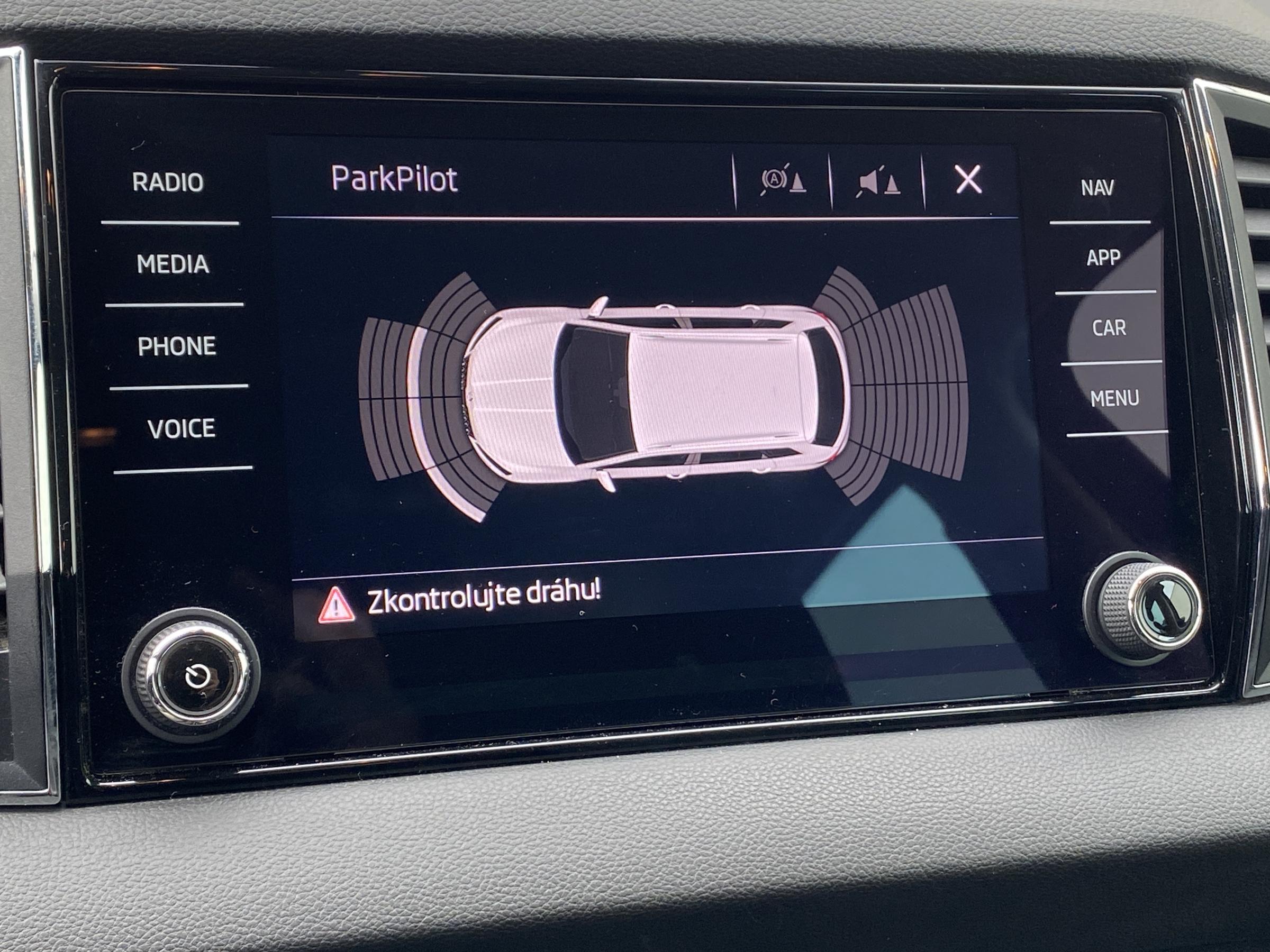 Škoda Karoq, 2018 - pohled č. 17