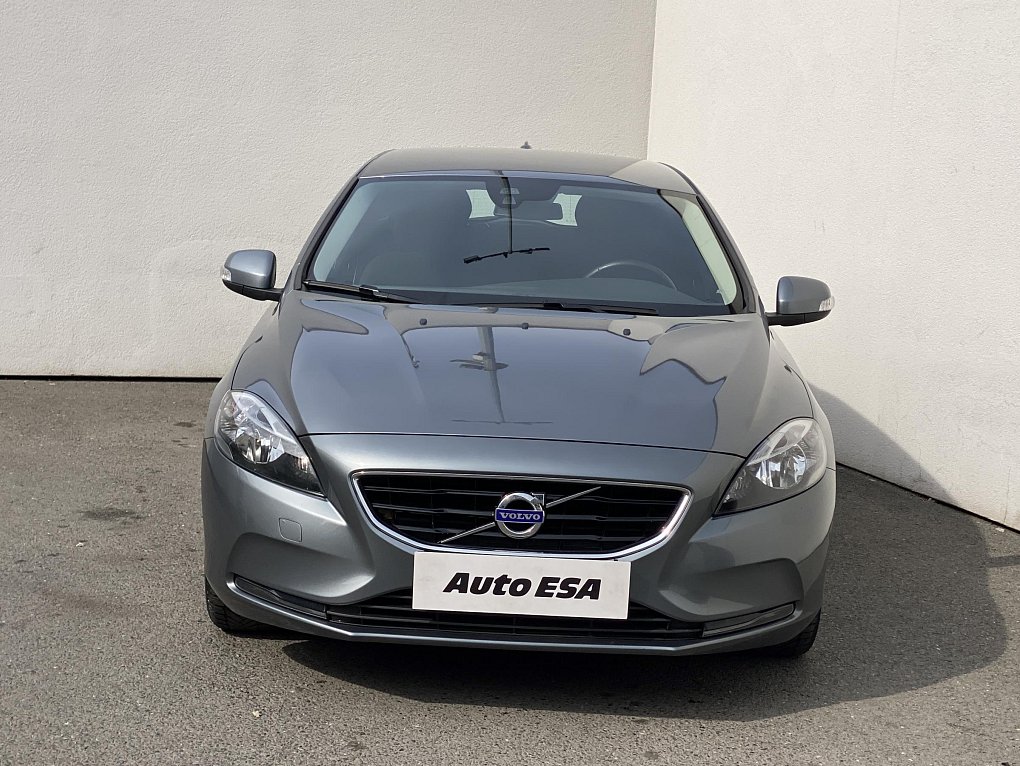 Volvo V40 2.0 i 