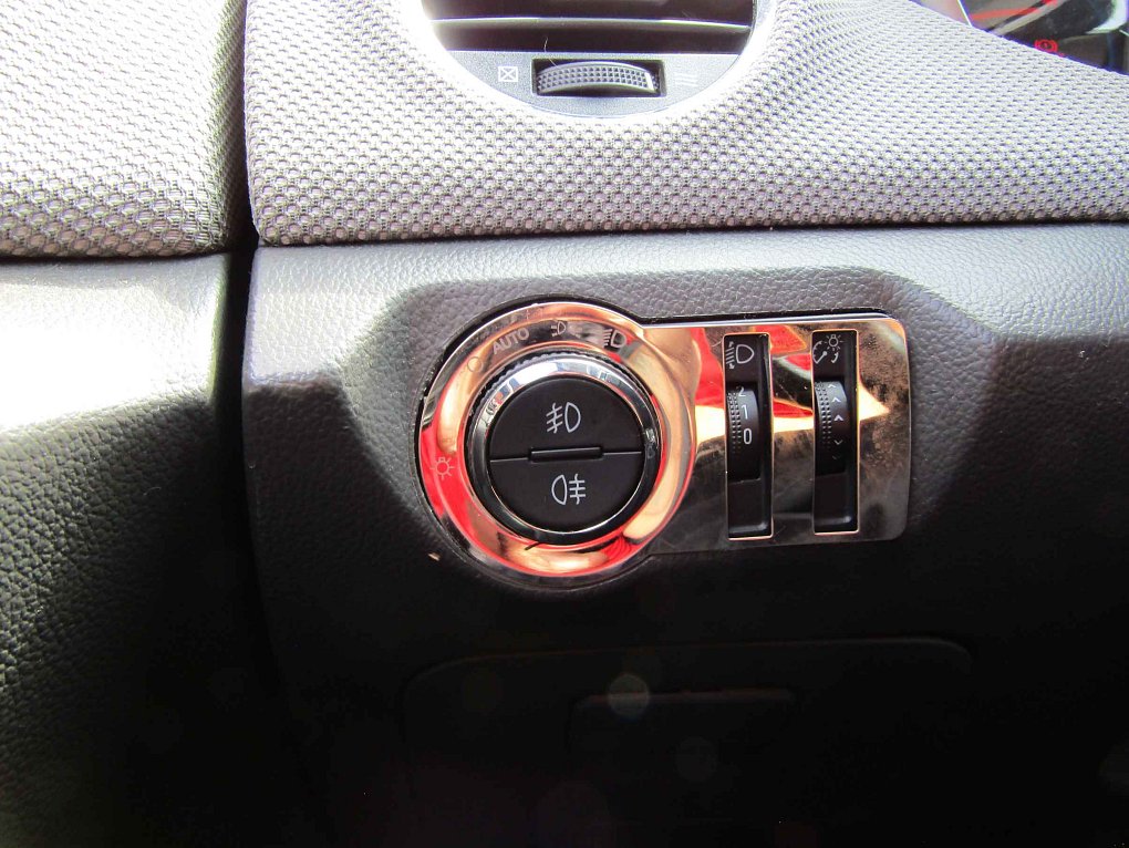 Chevrolet Cruze 1.6i 