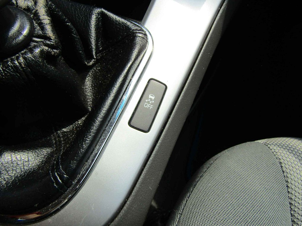 Chevrolet Cruze 1.6i 