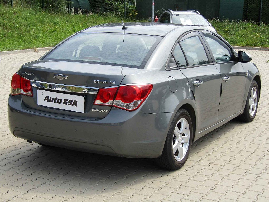 Chevrolet Cruze 1.6i 