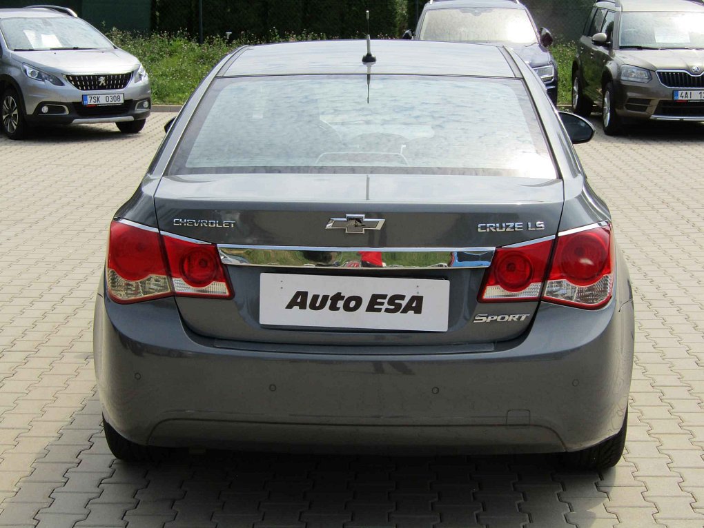 Chevrolet Cruze 1.6i 