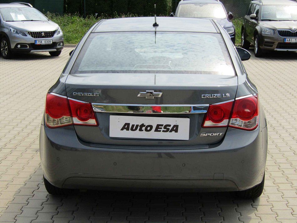 Chevrolet Cruze 1.6i 