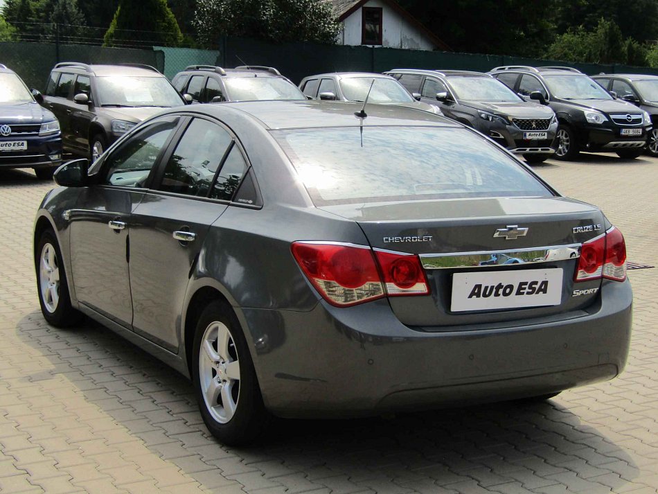 Chevrolet Cruze 1.6i 