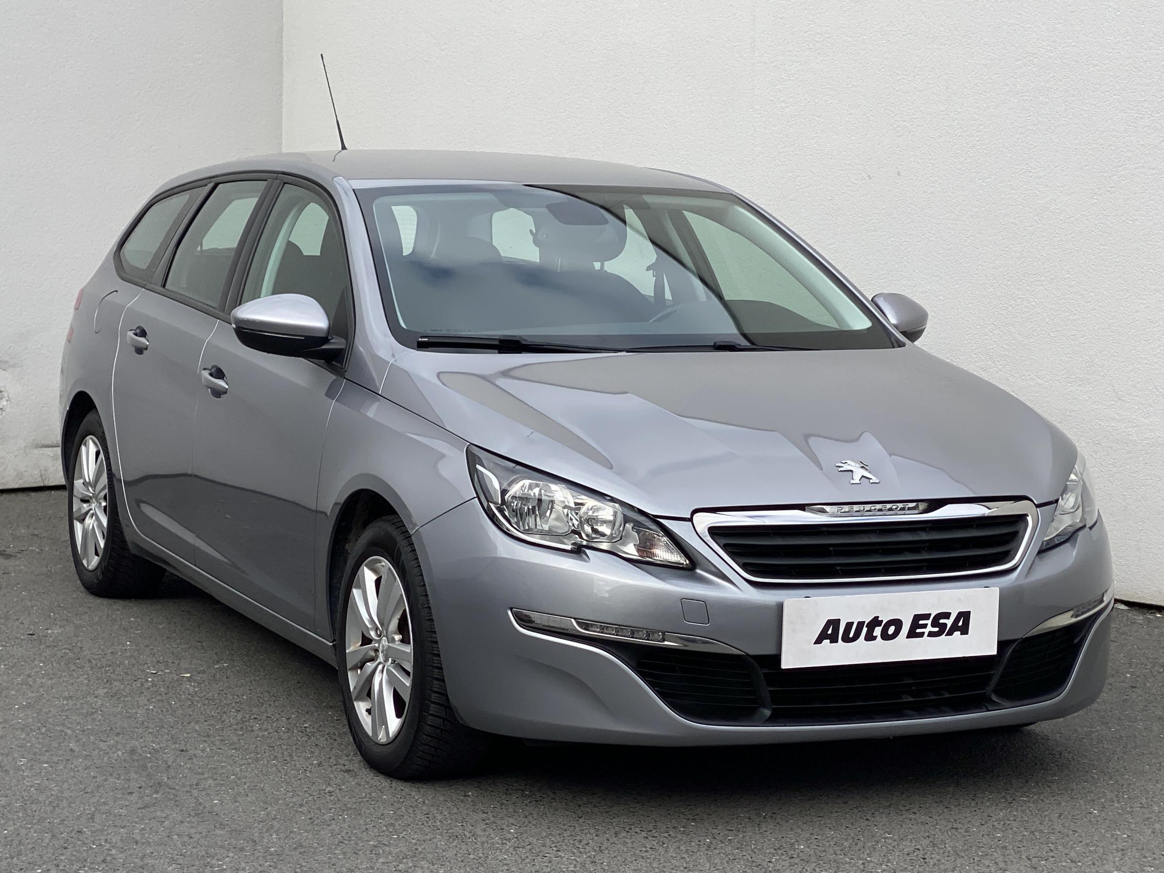 Peugeot 308, 2015