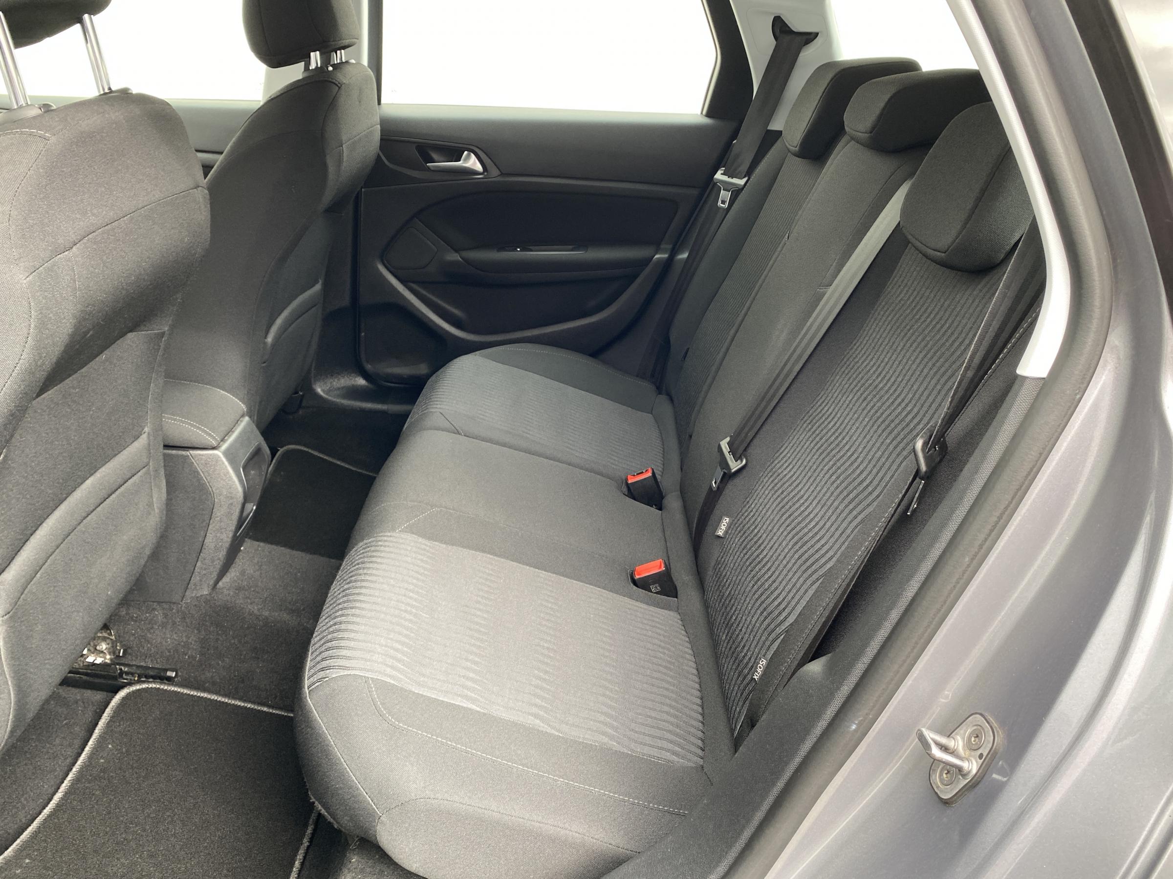 Peugeot 308, 2015 - pohled č. 10