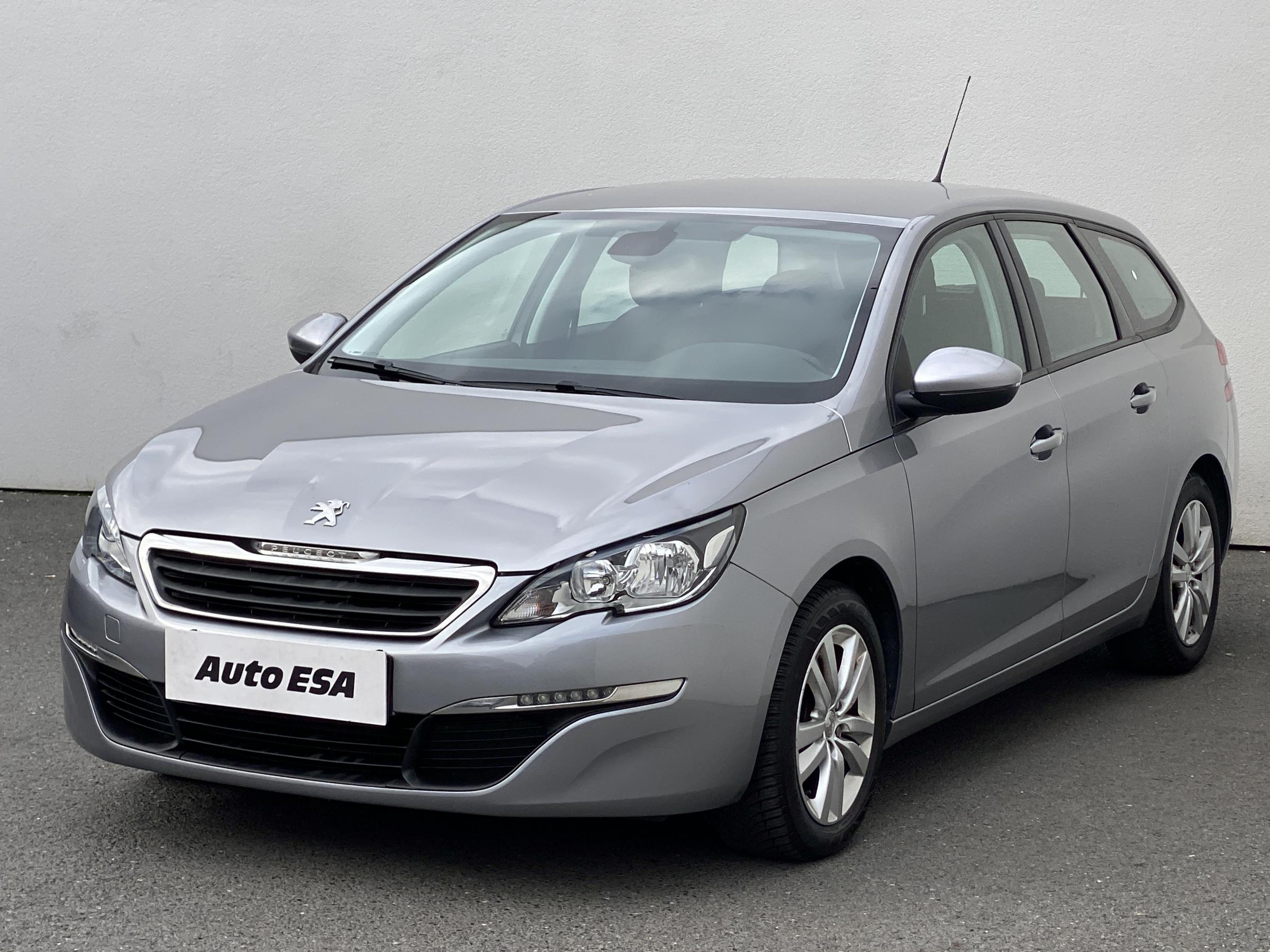 Peugeot 308, 2015 - pohled č. 3