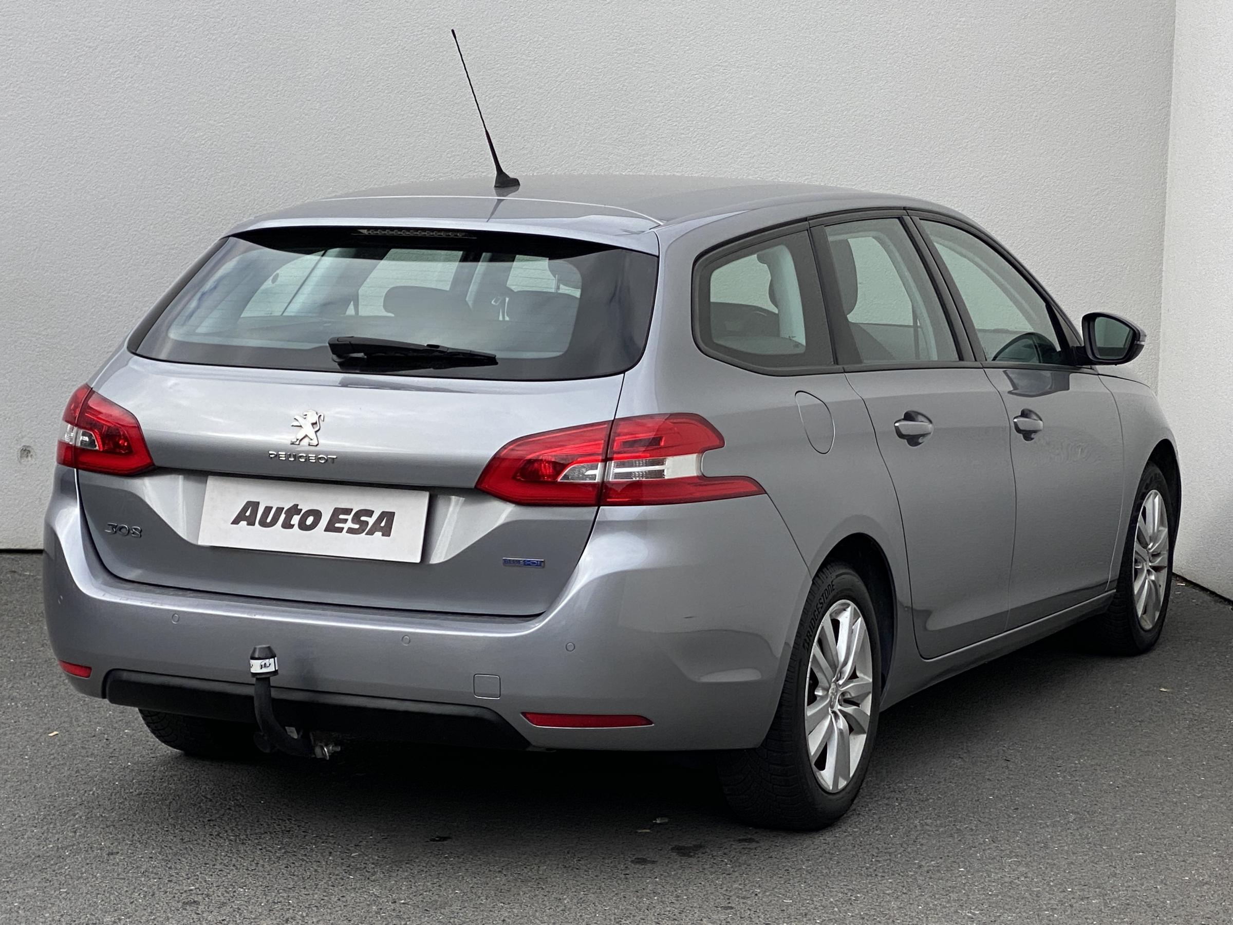 Peugeot 308, 2015 - pohled č. 4
