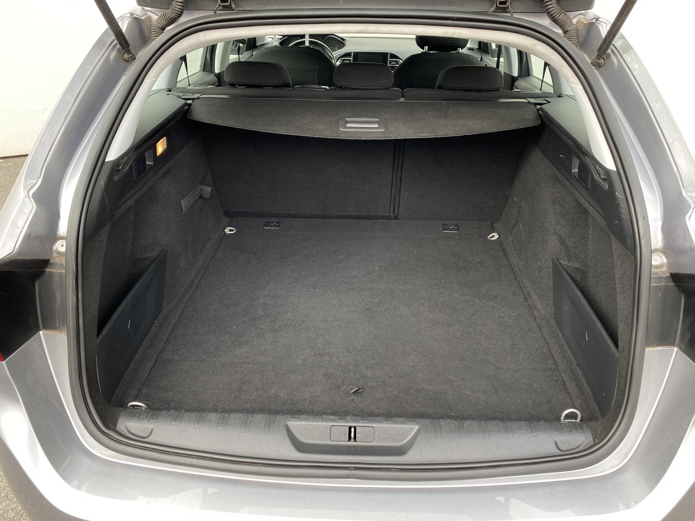 Peugeot 308, 2015 - pohled č. 7