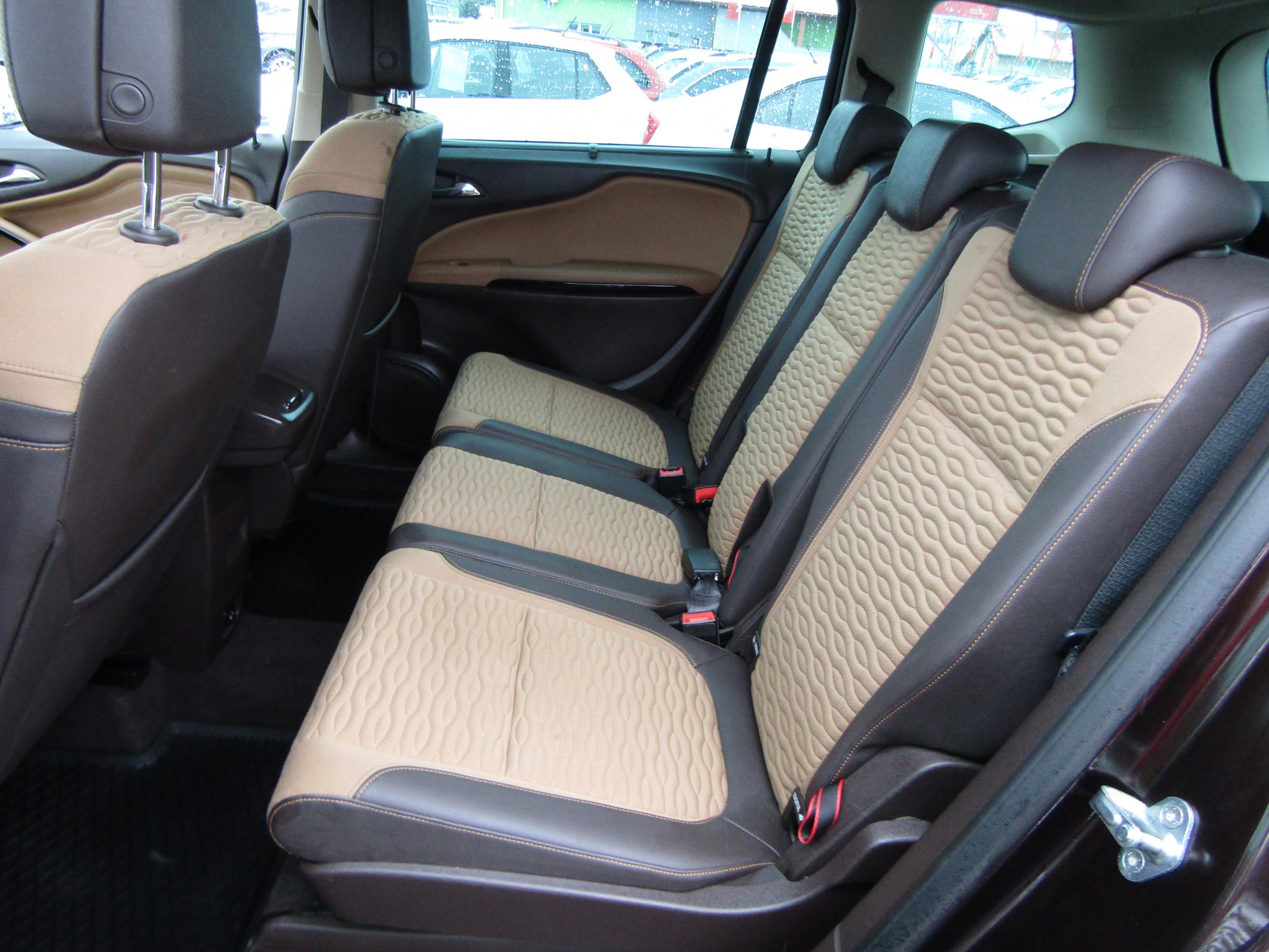 Opel Zafira, 2016 - pohled č. 10