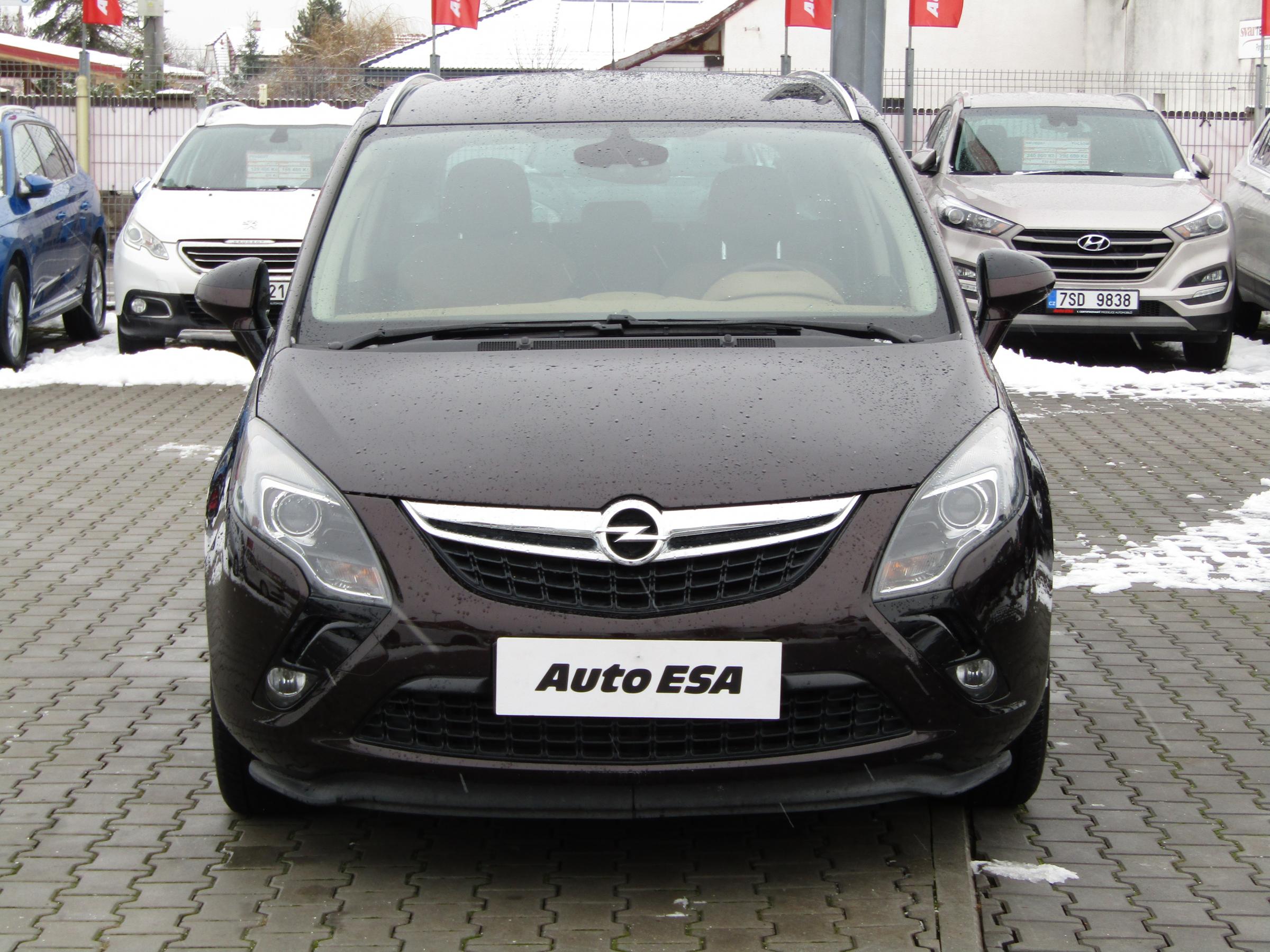 Opel Zafira, 2016 - pohled č. 2
