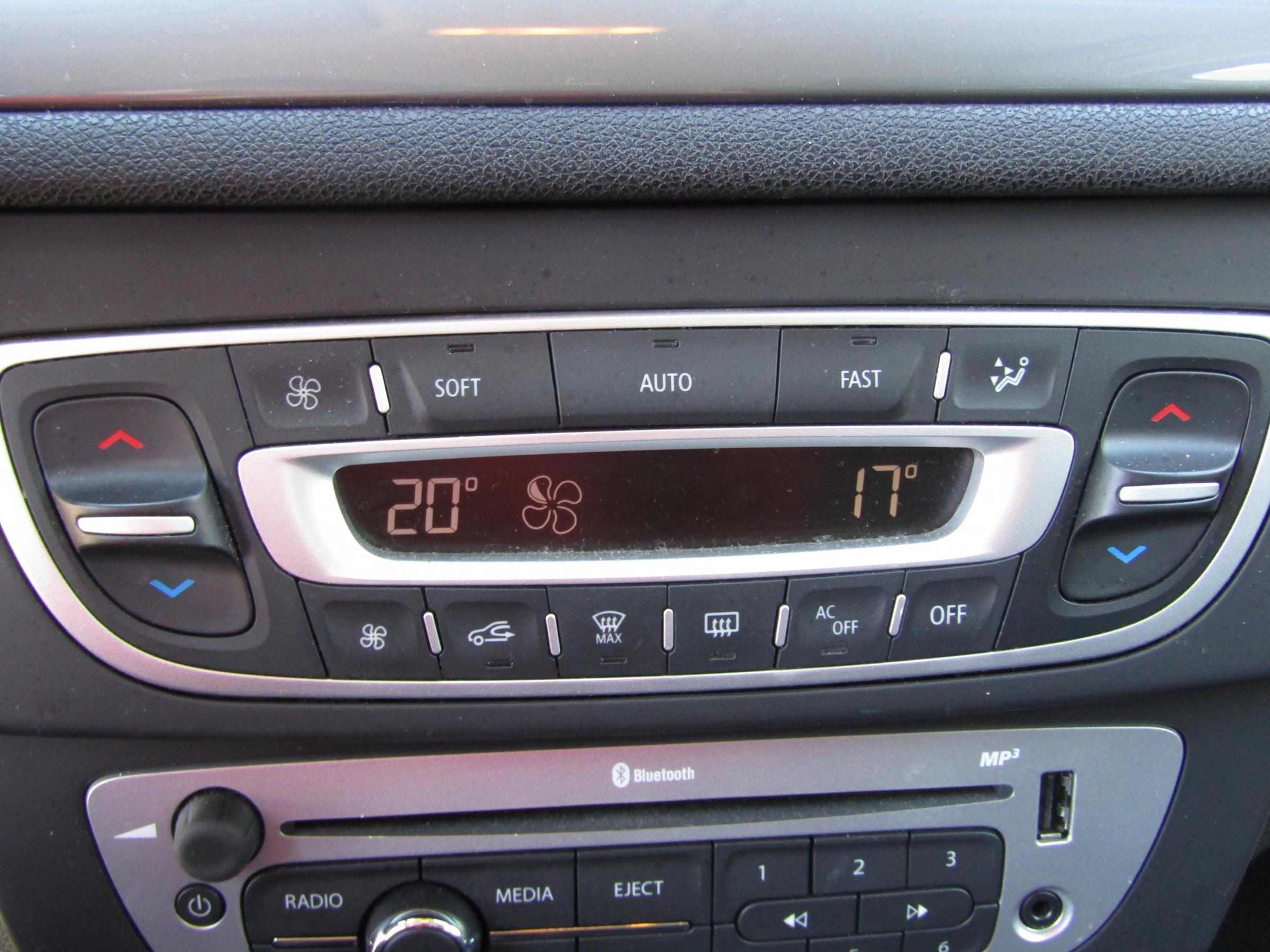 Renault Mégane, 2015 - pohled č. 16