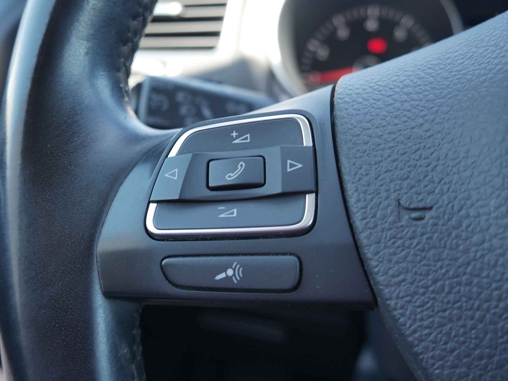 Volkswagen Golf 1.4 TSi 