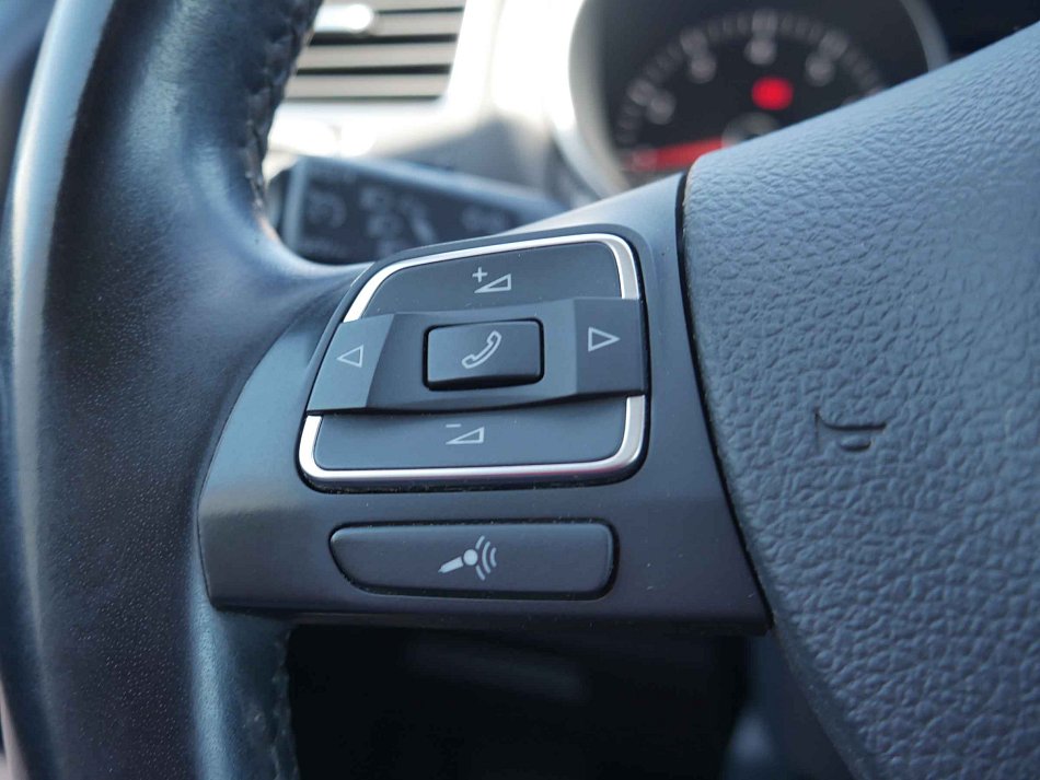 Volkswagen Golf 1.4 TSi 